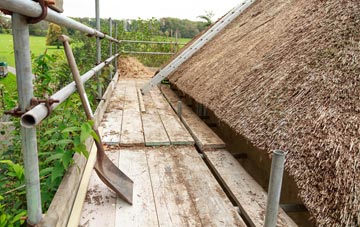 advantages of Clawdd Coch thatch roofing